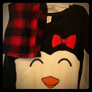 Girls XL Holiday/ Penguin Plush Set